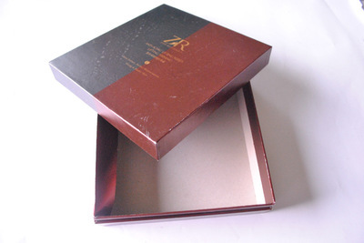 【工廠提供個(gè)性條紋禮盒定制】價(jià)格,廠家,圖片,禮品盒、禮品袋,廣州萬形紙品包裝-